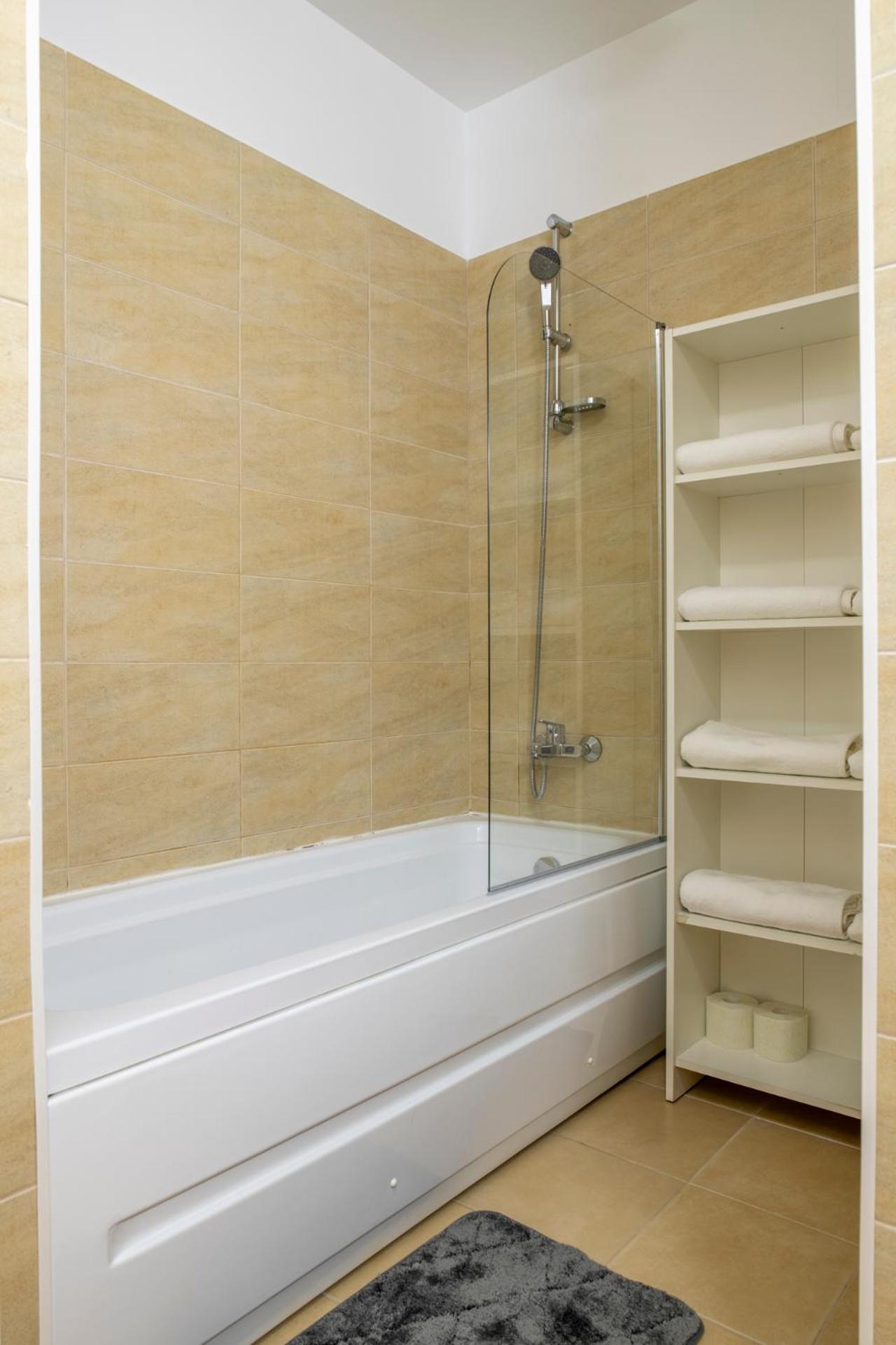 Gvitown Central Apartment 부쿠레슈티 외부 사진